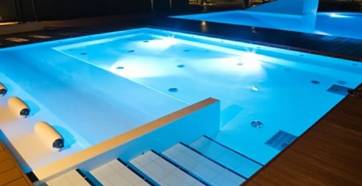 pool light installation and repair services providing modern illuminated pool lighting in Tampa, FL